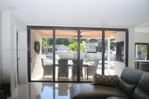 Villa ou maison à vendre à Pompano Beach, Floride: 3 chambres, 162.3 m2 № 1986286 - photo 20