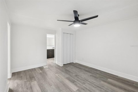 House in Umatilla, Florida 3 bedrooms, 133.78 sq.m. № 1806956 - photo 21