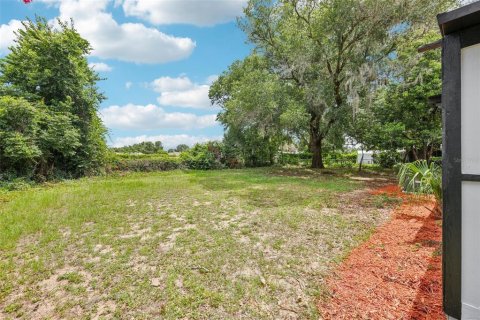 House in Umatilla, Florida 3 bedrooms, 133.78 sq.m. № 1806956 - photo 5