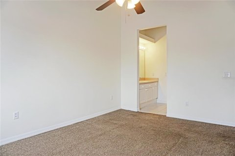 Townhouse in Davenport, Florida 3 bedrooms, 162.39 sq.m. № 1777406 - photo 12