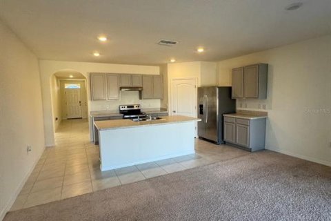 House in Haines City, Florida 4 bedrooms, 173.45 sq.m. № 2266847 - photo 12