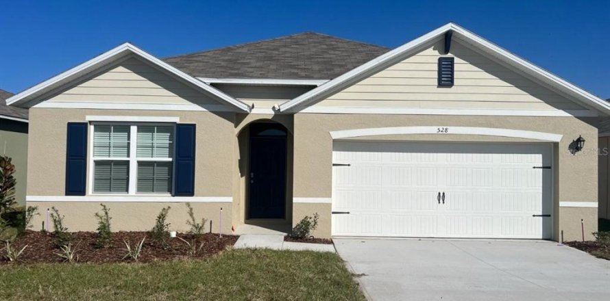 House in Haines City, Florida 4 bedrooms, 173.45 sq.m. № 2266847