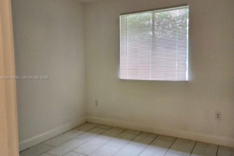 Touwnhouse à louer à Homestead, Floride: 3 chambres, 132.2 m2 № 2077553 - photo 21