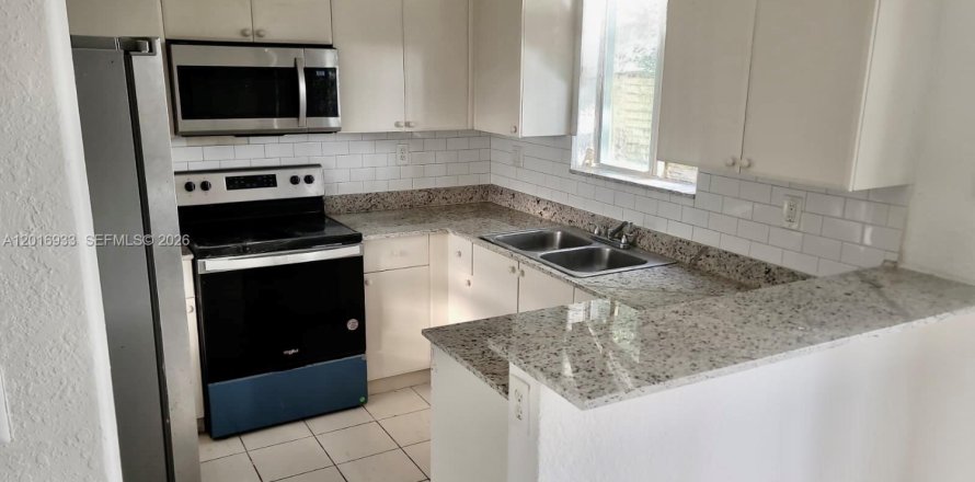 Touwnhouse à Homestead, Floride 3 chambres, 132.2 m2 № 2077553