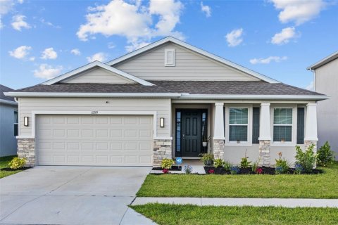 Casa en venta en Brooksville, Florida, 3 dormitorios, 171.31 m2 № 1918233 - foto 1