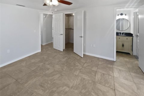 House in Hudson, Florida 2 bedrooms, 132.85 sq.m. № 1591779 - photo 21