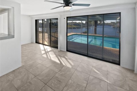 House in Hudson, Florida 2 bedrooms, 132.85 sq.m. № 1591779 - photo 23