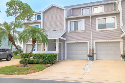 Adosado en venta en Seminole, Florida, 3 dormitorios, 185.62 m2 № 1917937 - foto 1