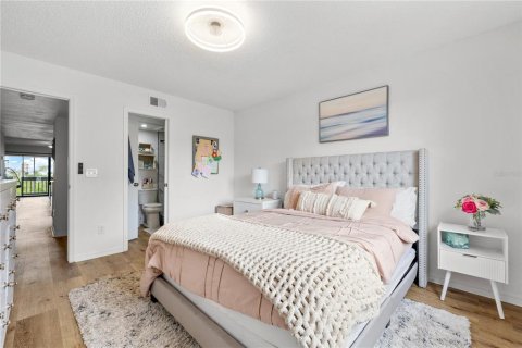 Adosado en venta en Seminole, Florida, 3 dormitorios, 185.62 m2 № 1917937 - foto 16