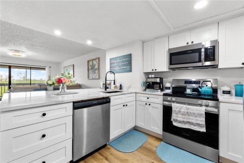 Adosado en venta en Seminole, Florida, 3 dormitorios, 185.62 m2 № 1917937 - foto 9