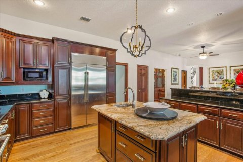 House in Windermere, Florida 6 bedrooms, 633.5 sq.m. № 1734288 - photo 27