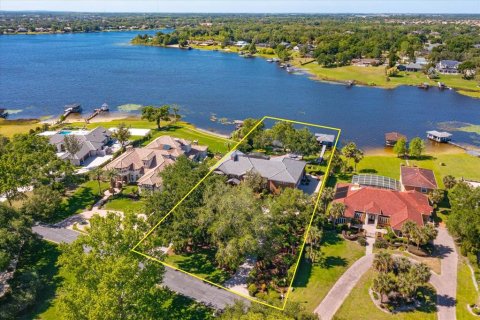 House in Windermere, Florida 6 bedrooms, 633.5 sq.m. № 1734288 - photo 1