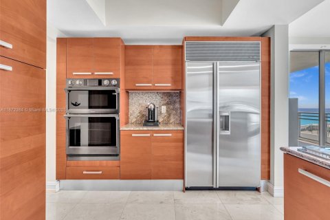 Condominio en venta en Hollywood, Florida, 3 dormitorios, 243.68 m2 № 1981891 - foto 30