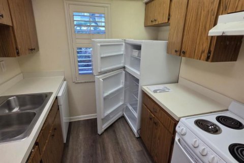 Copropriété à louer à St. Lucie, Floride: 1 chambre, 67.45 m2 № 2293432 - photo 3