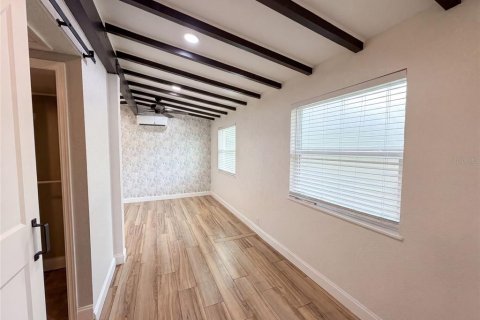 Купить виллу или дом в Делтона, Флорида 3 комнаты, 111.11м2, № 2210403 - фото 12