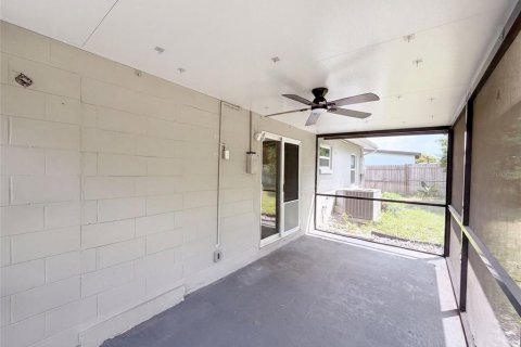 Купить виллу или дом в Делтона, Флорида 3 комнаты, 111.11м2, № 2210403 - фото 15