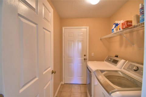 House in Auburndale, Florida 3 bedrooms, 142.79 sq.m. № 1884499 - photo 24