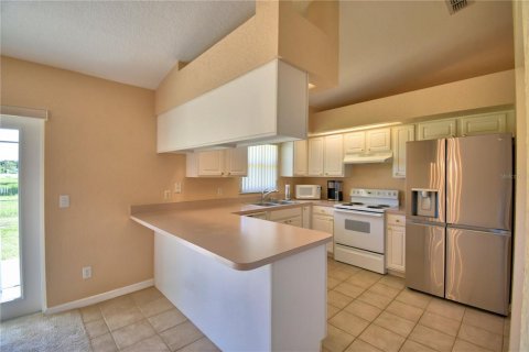 House in Auburndale, Florida 3 bedrooms, 142.79 sq.m. № 1884499 - photo 18