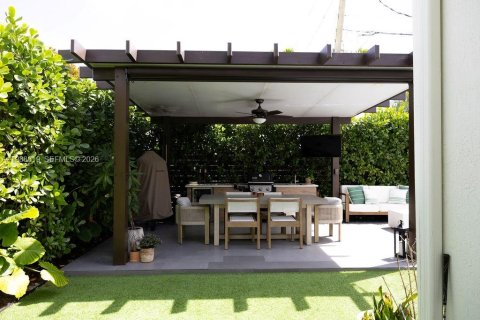 Купить виллу или дом в Майами, Флорида 3 спальни, 137.87м2, № 2051069 - фото 30