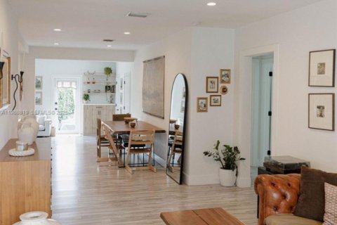 Купить виллу или дом в Майами, Флорида 3 спальни, 137.87м2, № 2051069 - фото 6