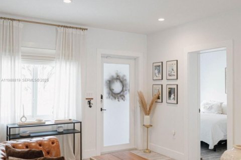 Купить виллу или дом в Майами, Флорида 3 спальни, 137.87м2, № 2051069 - фото 11