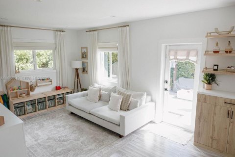 Купить виллу или дом в Майами, Флорида 3 спальни, 137.87м2, № 2051069 - фото 14