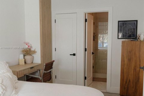 Купить виллу или дом в Майами, Флорида 3 спальни, 137.87м2, № 2051069 - фото 21