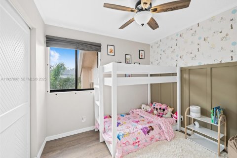 House in Coconut Creek, Florida 4 bedrooms, 206.52 sq.m. № 1987638 - photo 22