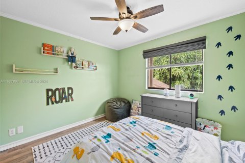 House in Coconut Creek, Florida 4 bedrooms, 206.52 sq.m. № 1987638 - photo 21