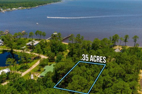 Land in Freeport, Florida № 559304 - photo 1