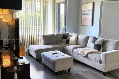 Copropriété à louer à Miami, Floride: 2 chambres, 106.19 m2 № 1838681 - photo 26