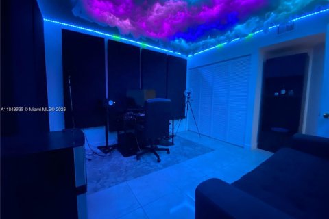 Copropriété à louer à Miami, Floride: 2 chambres, 106.19 m2 № 1838681 - photo 9