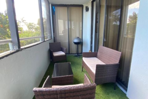 Copropriété à louer à Miami, Floride: 2 chambres, 106.19 m2 № 1838681 - photo 21