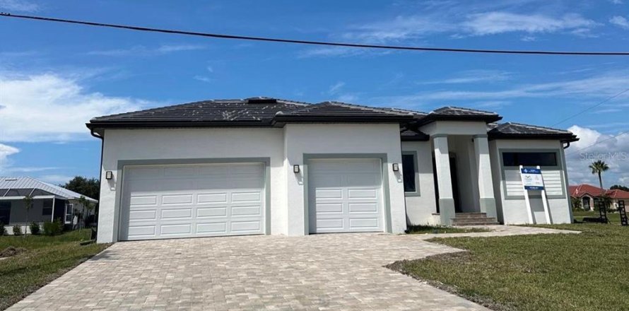 Casa en Punta Gorda, Florida 3 dormitorios, 206.15 m2 № 1421255