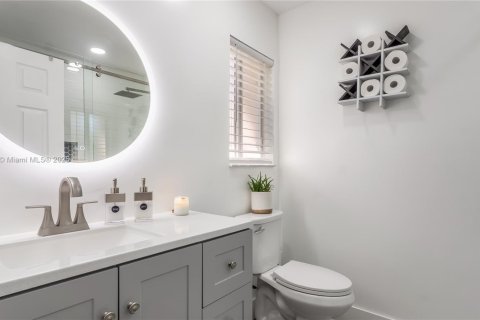 Adosado en venta en Miami, Florida, 3 dormitorios, 117.99 m2 № 1954530 - foto 27