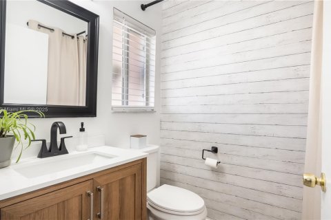 Adosado en venta en Miami, Florida, 3 dormitorios, 117.99 m2 № 1954530 - foto 6