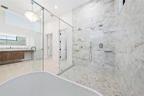 Casa en venta en Palm Beach Gardens, Florida, 4 dormitorios, 437.01 m2 № 2003897 - foto 17