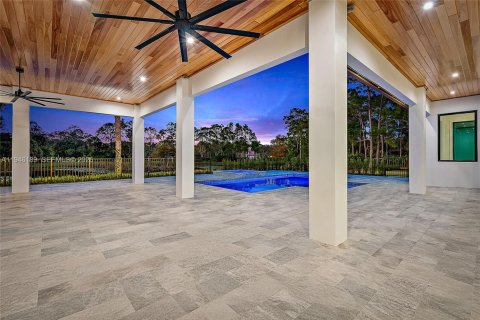 Casa en venta en Palm Beach Gardens, Florida, 4 dormitorios, 437.01 m2 № 2003897 - foto 19