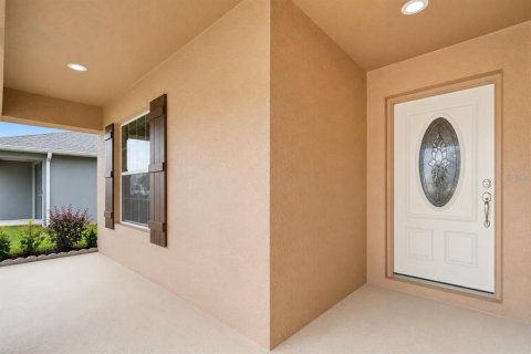 House in Lakeland, Florida 4 bedrooms, 159.33 sq.m. № 2226460 - photo 3