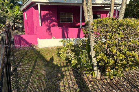 Casa en venta en North Miami Beach, Florida, 3 dormitorios, 133.78 m2 № 1983690 - foto 22