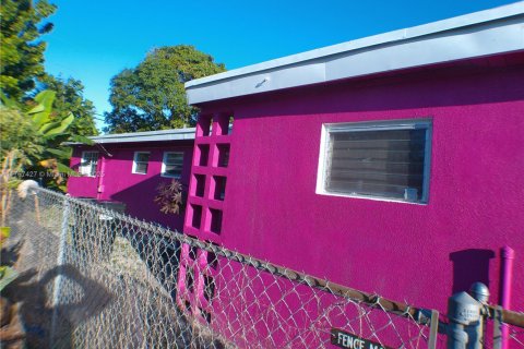 Casa en venta en North Miami Beach, Florida, 3 dormitorios, 133.78 m2 № 1983690 - foto 14