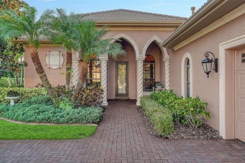 Villa ou maison à vendre à Lakewood Ranch, Floride: 3 chambres, 229.93 m2 № 2418344 - photo 16