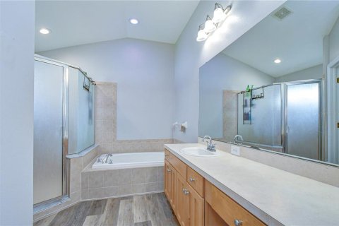 Купить виллу или дом в Ривервью, Флорида 7 комнат, 171.96м2, № 2287647 - фото 17