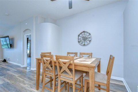 Купить виллу или дом в Ривервью, Флорида 7 комнат, 171.96м2, № 2287647 - фото 4