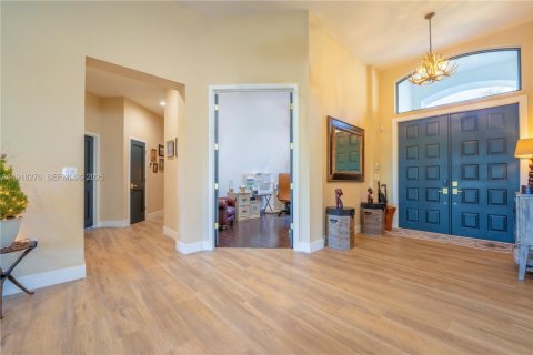 Villa ou maison à vendre à Davie, Floride: 4 chambres, 284.28 m2 № 1976649 - photo 15