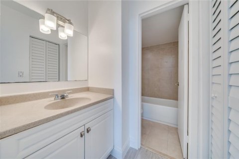 Condominio en venta en North Miami, Florida, 1 dormitorio, 67.17 m2 № 2245835 - foto 15