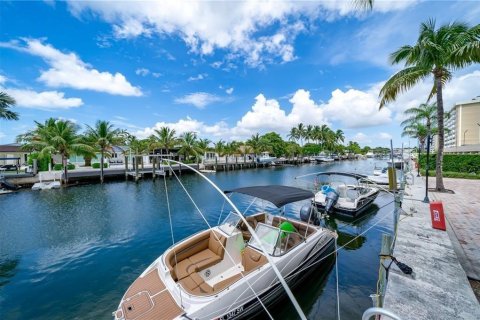 Condominio en venta en North Miami, Florida, 1 dormitorio, 67.17 m2 № 2245835 - foto 20