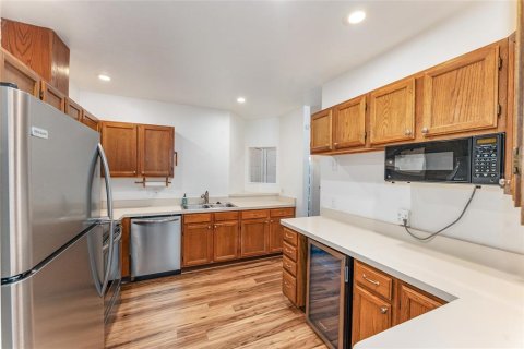 Adosado en venta en Gainesville, Florida, 2 dormitorios, 131.36 m2 № 2225375 - foto 5