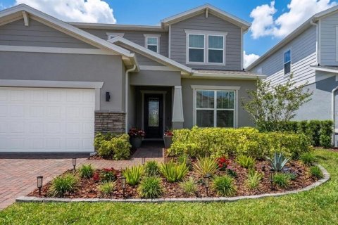 House in Orlando, Florida 5 bedrooms, 338.26 sq.m. № 2200363 - photo 22