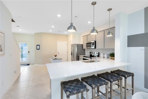Touwnhouse à vendre à West Melbourne, Floride: 3 chambres, 157.84 m2 № 2095294 - photo 6